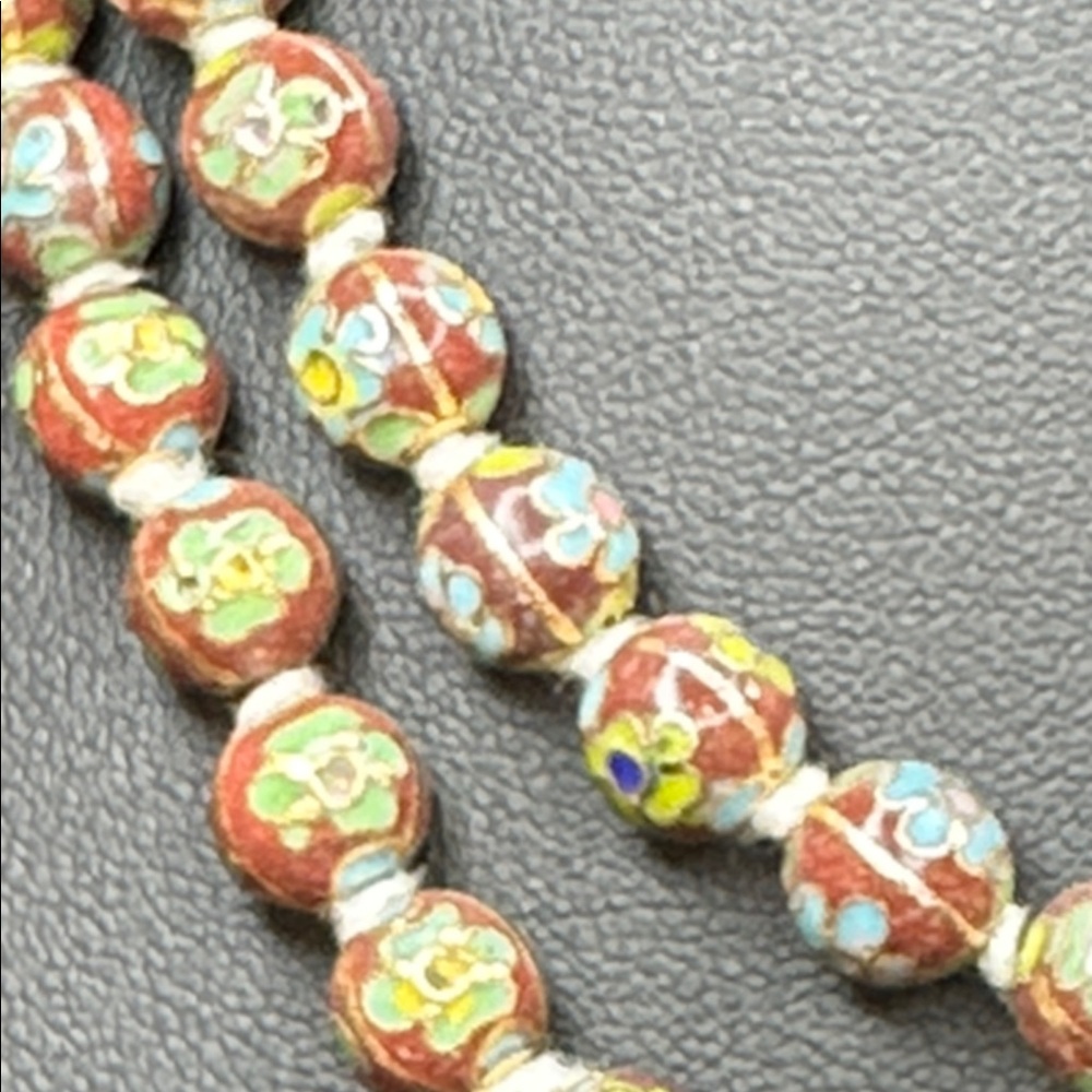 Chinese Cloisonné Box Clasp Hand Knotted 33” Necklace - Picture 7 of 12